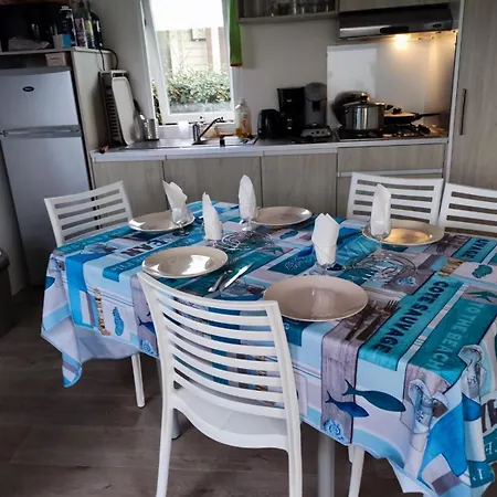 Camping Mobil Le Castellas