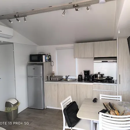 Camping Mobil Le Castellas *